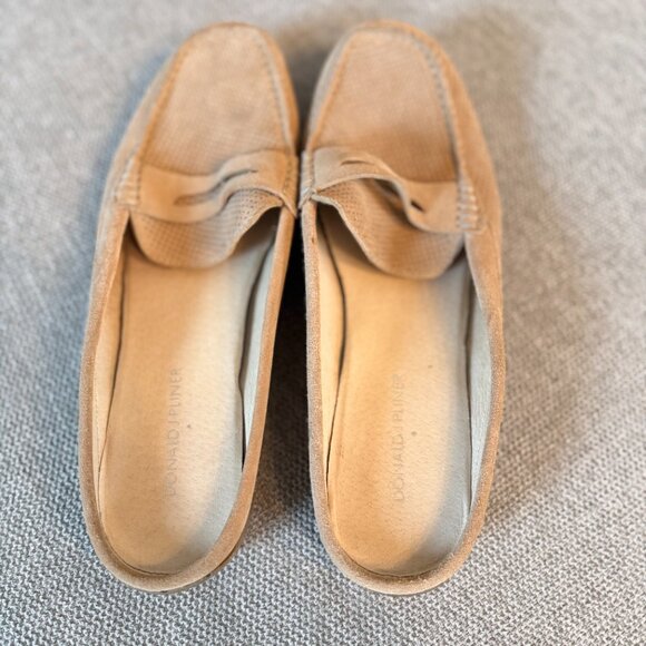 🤎 Donald J Pliner Perforated Suede Slip-On Loafers – Tan – Size 10 - Picture 3 of 4
